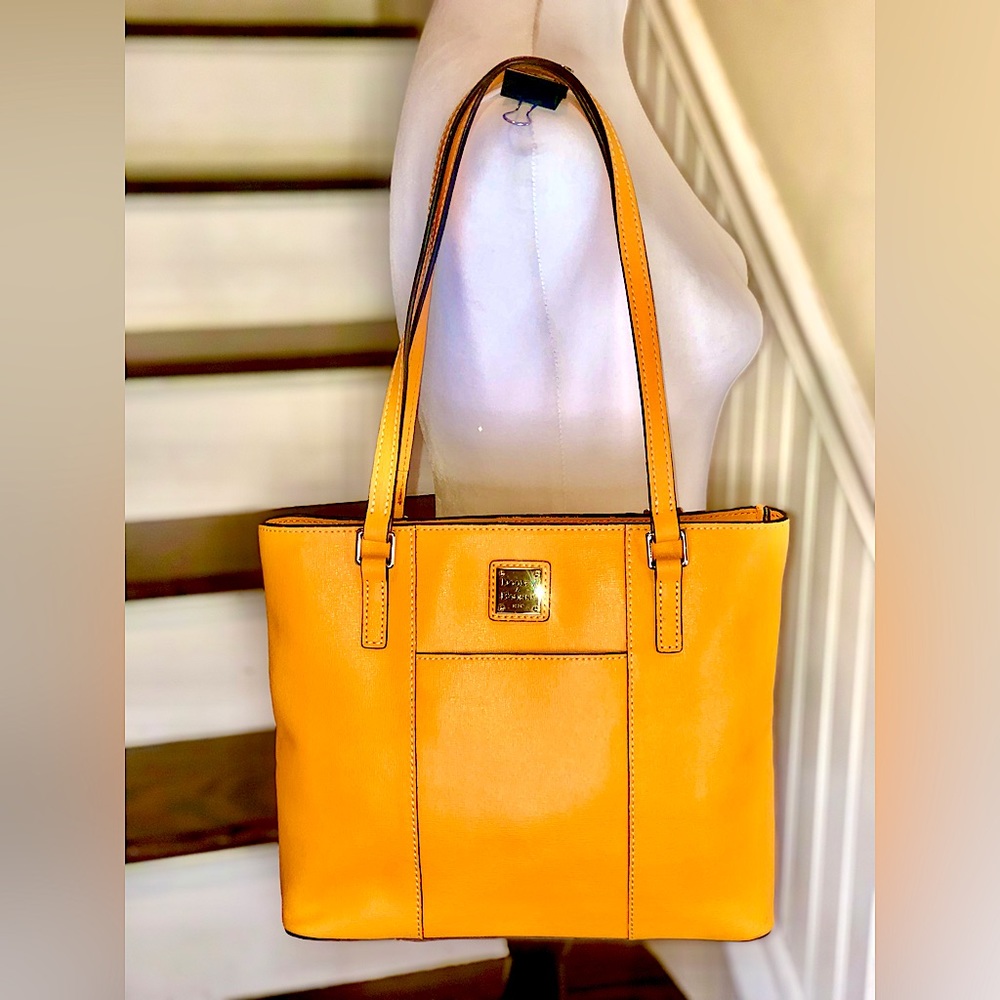 DOONEY BOURKE Orange Saffiano Leather Red Lining Two Top Handle Shoulder Straps - Picture 1 of 16